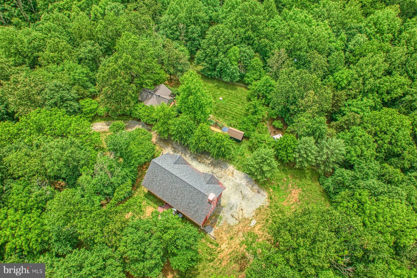 13487 MIDLANDS FARM LN, LOVETTSVILLE, Virginia 20180, 3 Bedrooms Bedrooms, ,2 BathroomsBathrooms,Residential,For sale,13487 MIDLANDS FARM LN,VALO2097336 MLS # VALO2097336