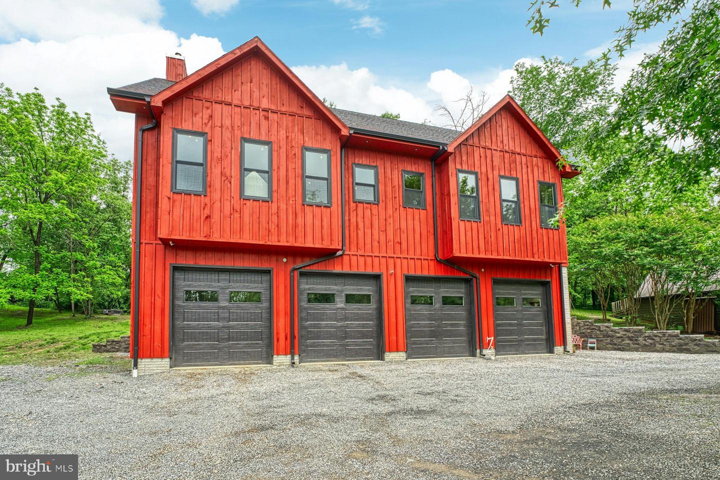 13487 MIDLANDS FARM LN, LOVETTSVILLE, Virginia 20180, 3 Bedrooms Bedrooms, ,2 BathroomsBathrooms,Residential,For sale,13487 MIDLANDS FARM LN,VALO2097336 MLS # VALO2097336