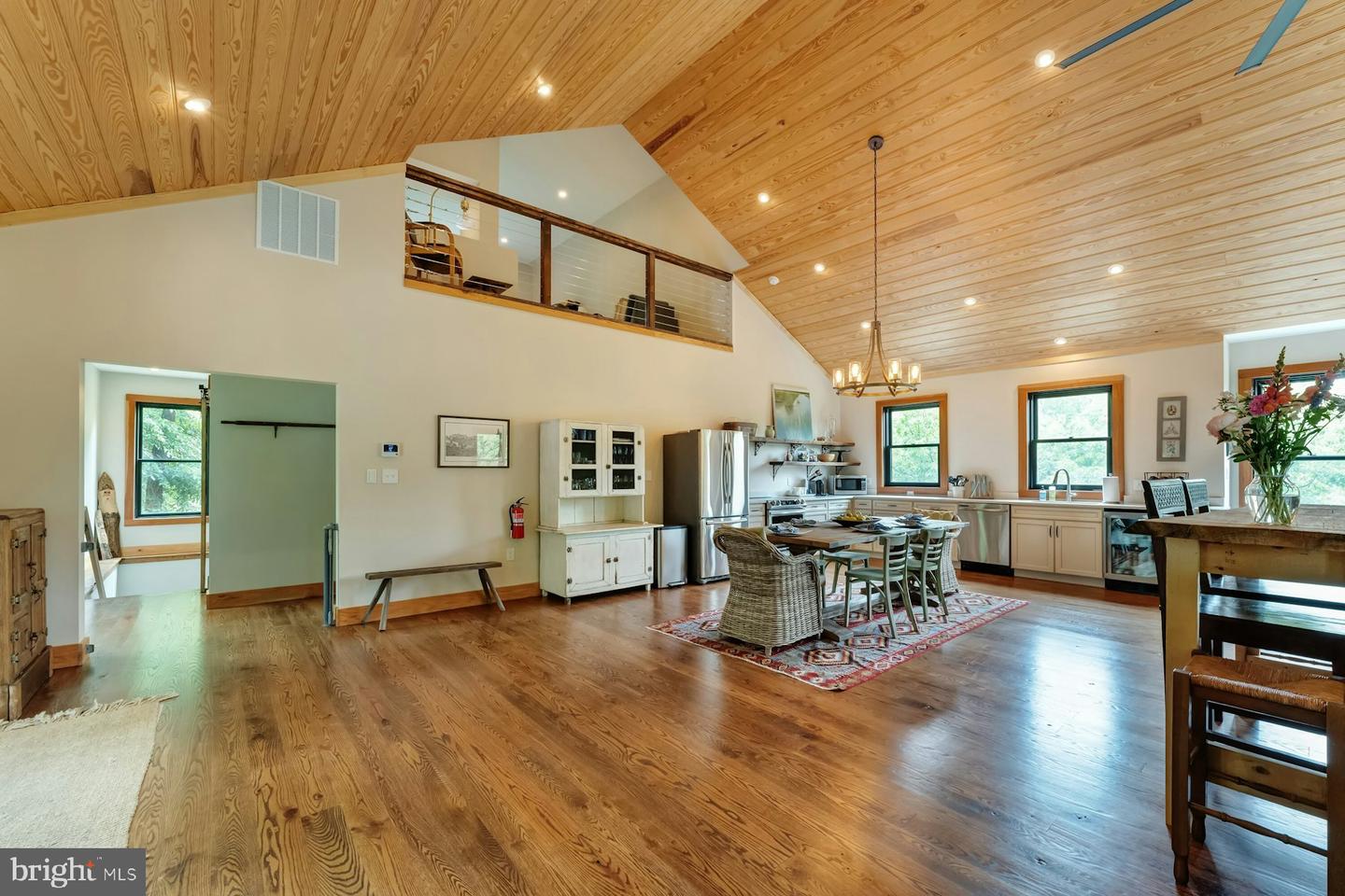 13487 MIDLANDS FARM LN, LOVETTSVILLE, Virginia 20180, 3 Bedrooms Bedrooms, ,2 BathroomsBathrooms,Residential,For sale,13487 MIDLANDS FARM LN,VALO2097336 MLS # VALO2097336