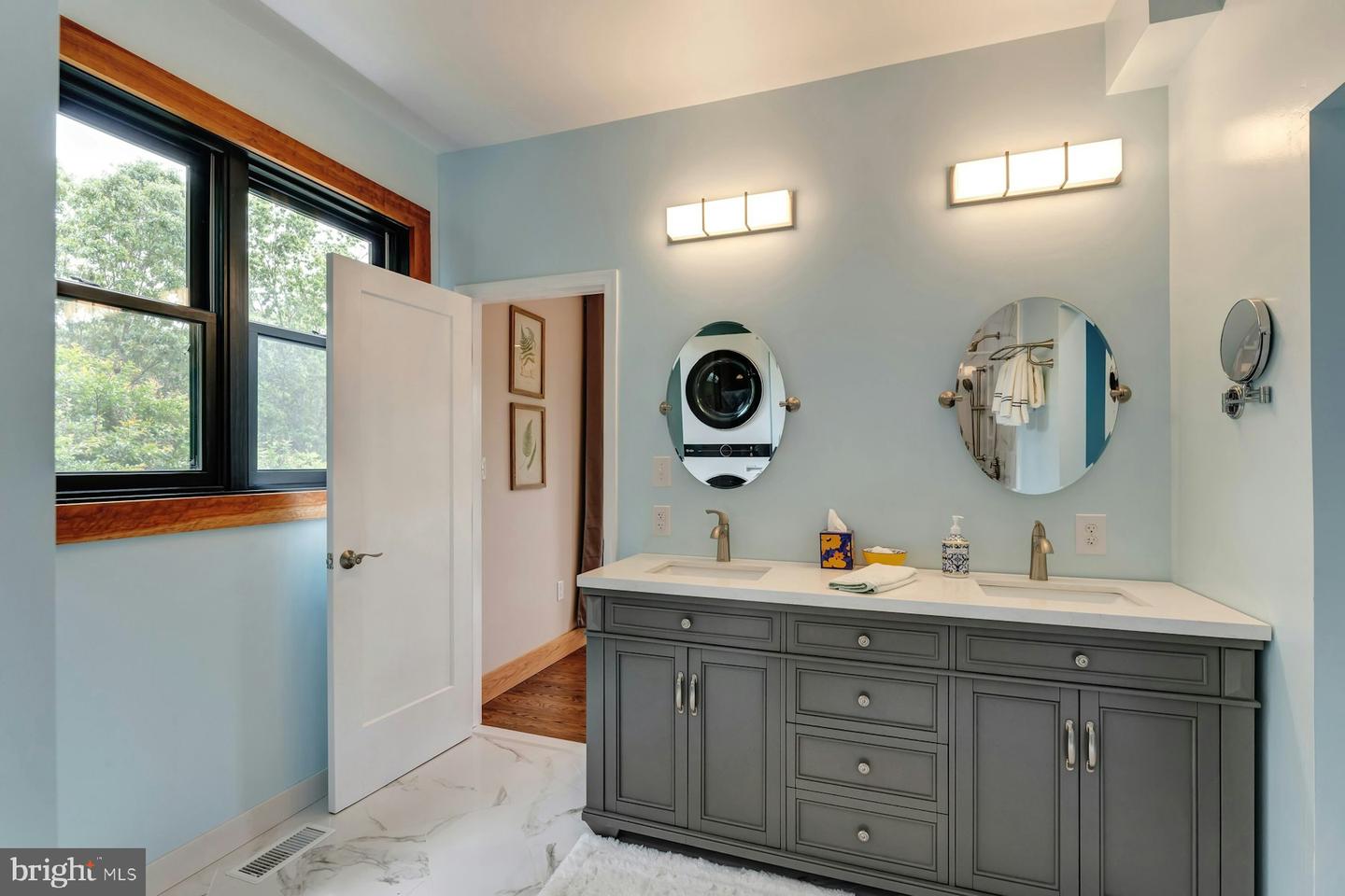 13487 MIDLANDS FARM LN, LOVETTSVILLE, Virginia 20180, 3 Bedrooms Bedrooms, ,2 BathroomsBathrooms,Residential,For sale,13487 MIDLANDS FARM LN,VALO2097336 MLS # VALO2097336