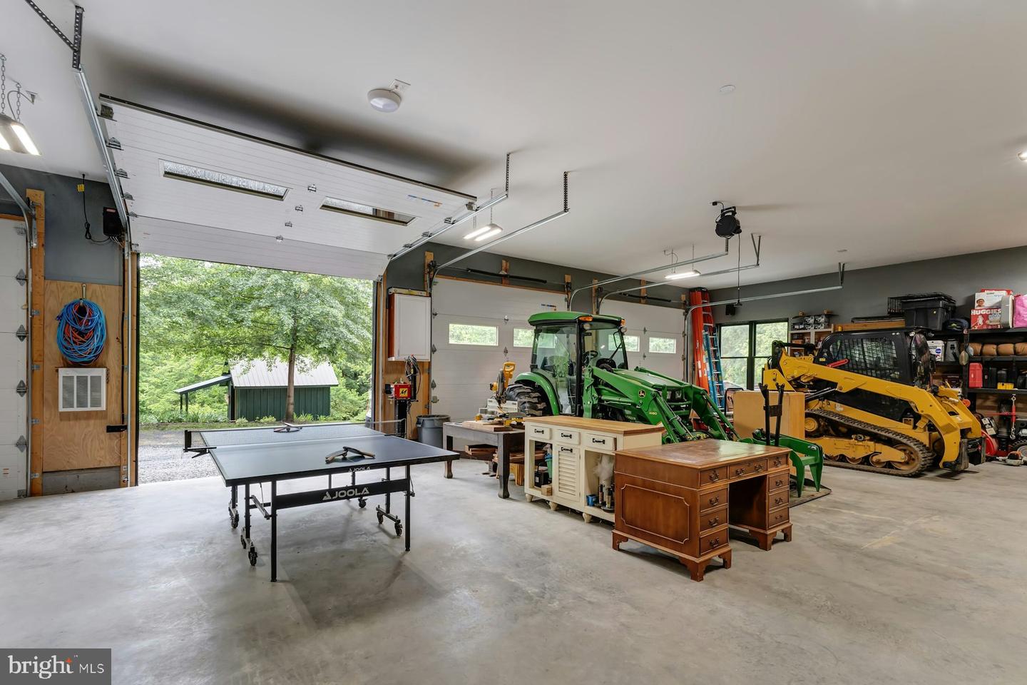 13487 MIDLANDS FARM LN, LOVETTSVILLE, Virginia 20180, 3 Bedrooms Bedrooms, ,2 BathroomsBathrooms,Residential,For sale,13487 MIDLANDS FARM LN,VALO2097336 MLS # VALO2097336