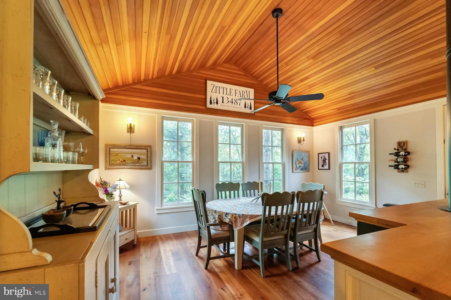 13487 MIDLANDS FARM LN, LOVETTSVILLE, Virginia 20180, 3 Bedrooms Bedrooms, ,2 BathroomsBathrooms,Residential,For sale,13487 MIDLANDS FARM LN,VALO2097336 MLS # VALO2097336