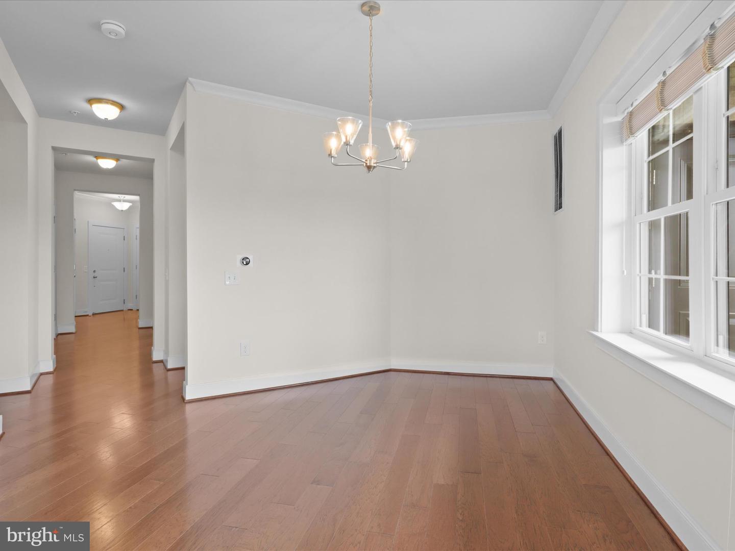 2903 BLEEKER ST #5-401, FAIRFAX, Virginia 22031, 2 Bedrooms Bedrooms, ,2 BathroomsBathrooms,Residential,For sale,2903 BLEEKER ST #5-401,VAFX2242160 MLS # VAFX2242160