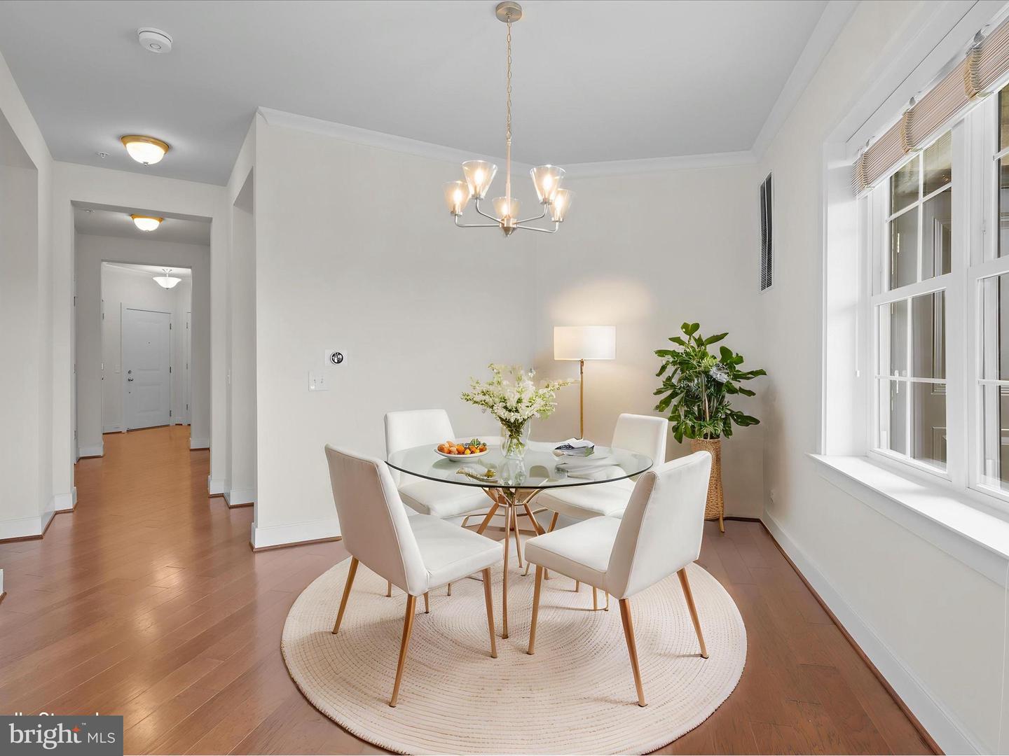 2903 BLEEKER ST #5-401, FAIRFAX, Virginia 22031, 2 Bedrooms Bedrooms, ,2 BathroomsBathrooms,Residential,For sale,2903 BLEEKER ST #5-401,VAFX2242160 MLS # VAFX2242160