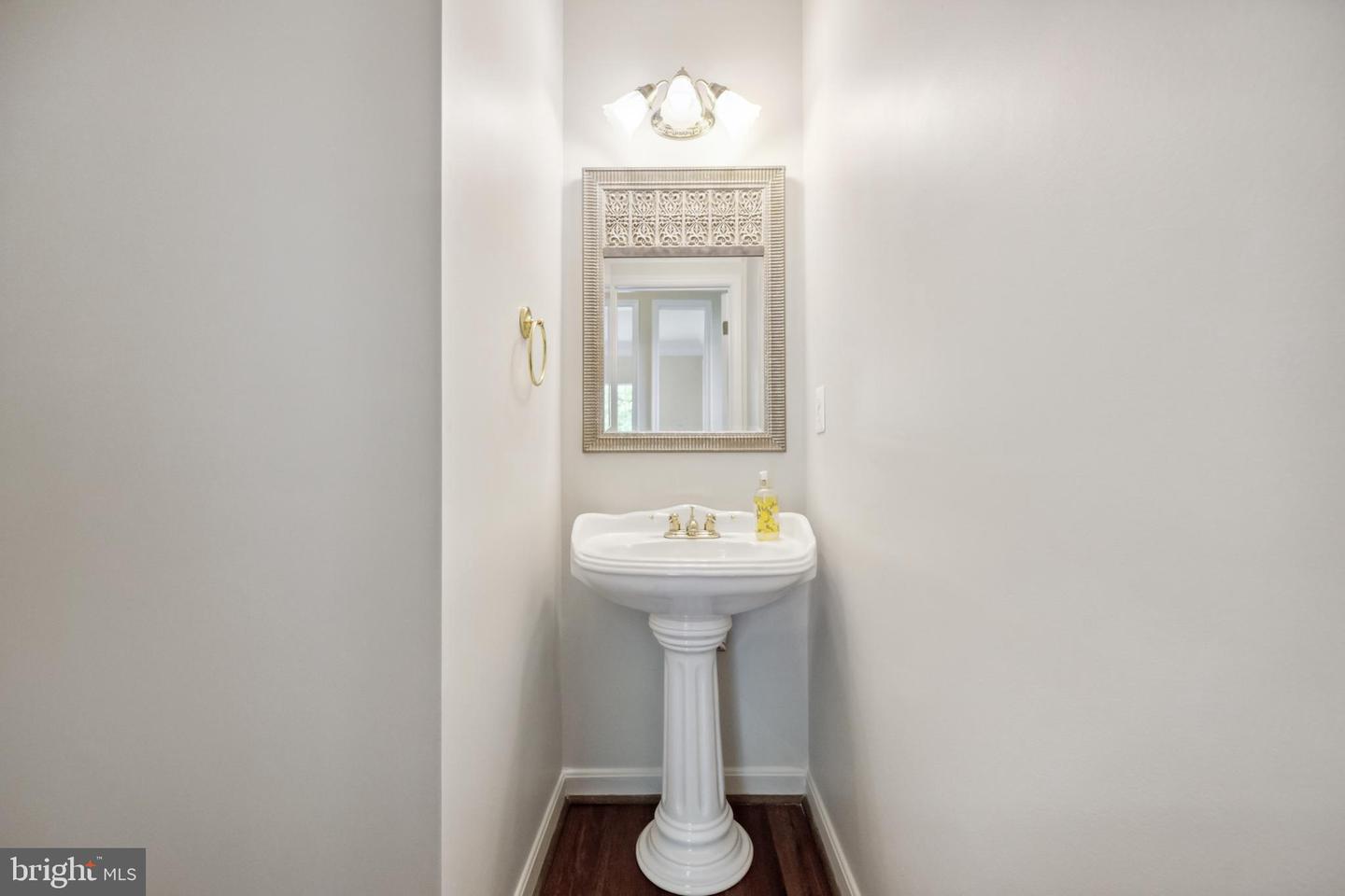 8456 SUMMER BREEZE PL, MANASSAS, Virginia 20112, 5 Bedrooms Bedrooms, ,4 BathroomsBathrooms,Residential,For sale,8456 SUMMER BREEZE PL,VAPW2095284 MLS # VAPW2095284