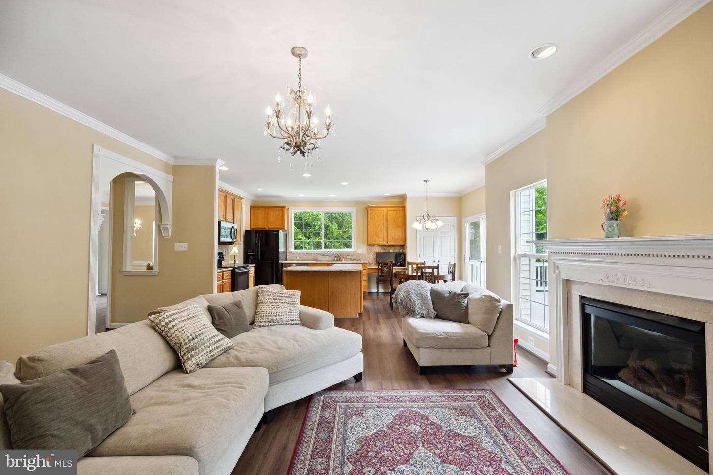8456 SUMMER BREEZE PL, MANASSAS, Virginia 20112, 5 Bedrooms Bedrooms, ,4 BathroomsBathrooms,Residential,For sale,8456 SUMMER BREEZE PL,VAPW2095284 MLS # VAPW2095284