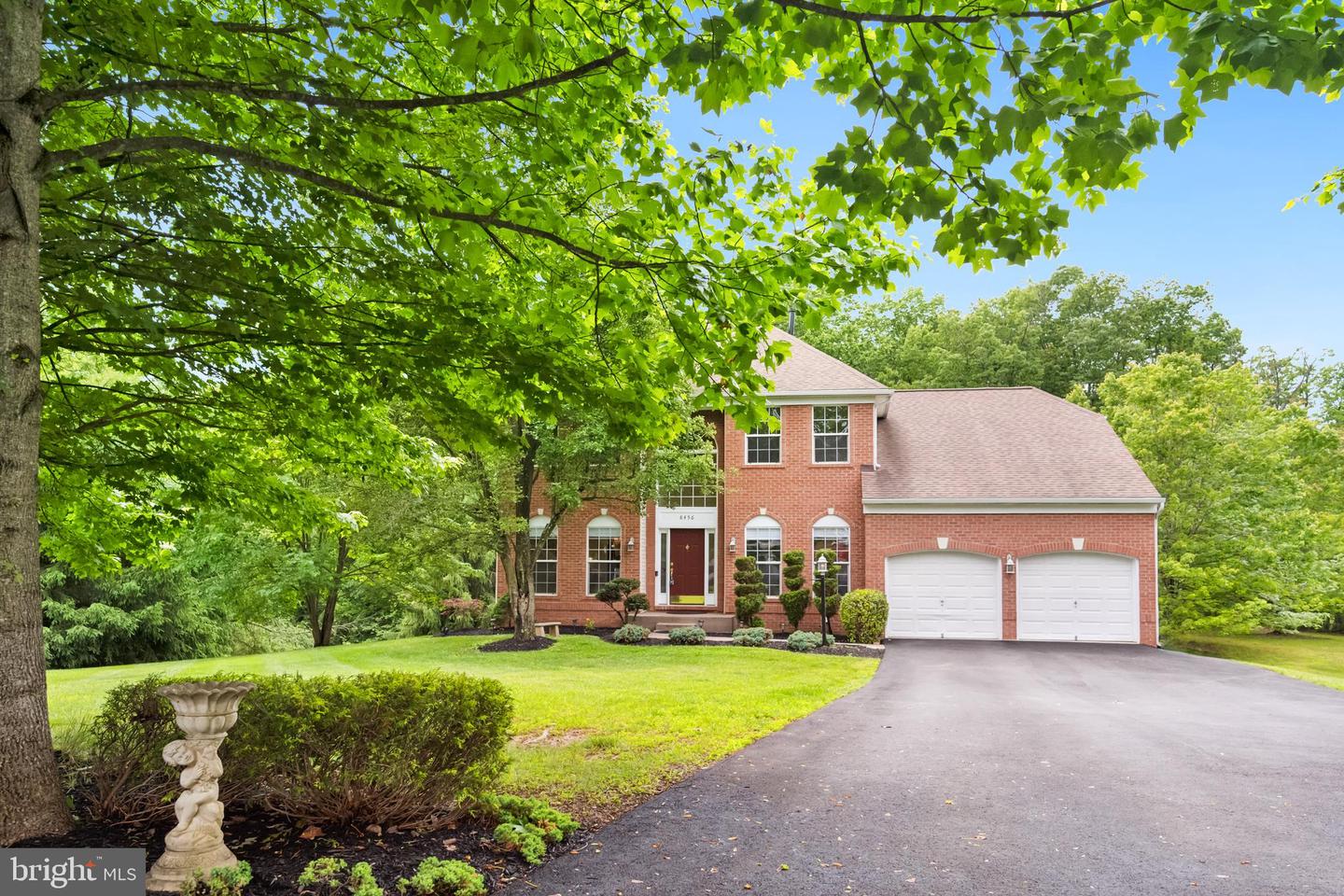 8456 SUMMER BREEZE PL, MANASSAS, Virginia 20112, 5 Bedrooms Bedrooms, ,4 BathroomsBathrooms,Residential,For sale,8456 SUMMER BREEZE PL,VAPW2095284 MLS # VAPW2095284
