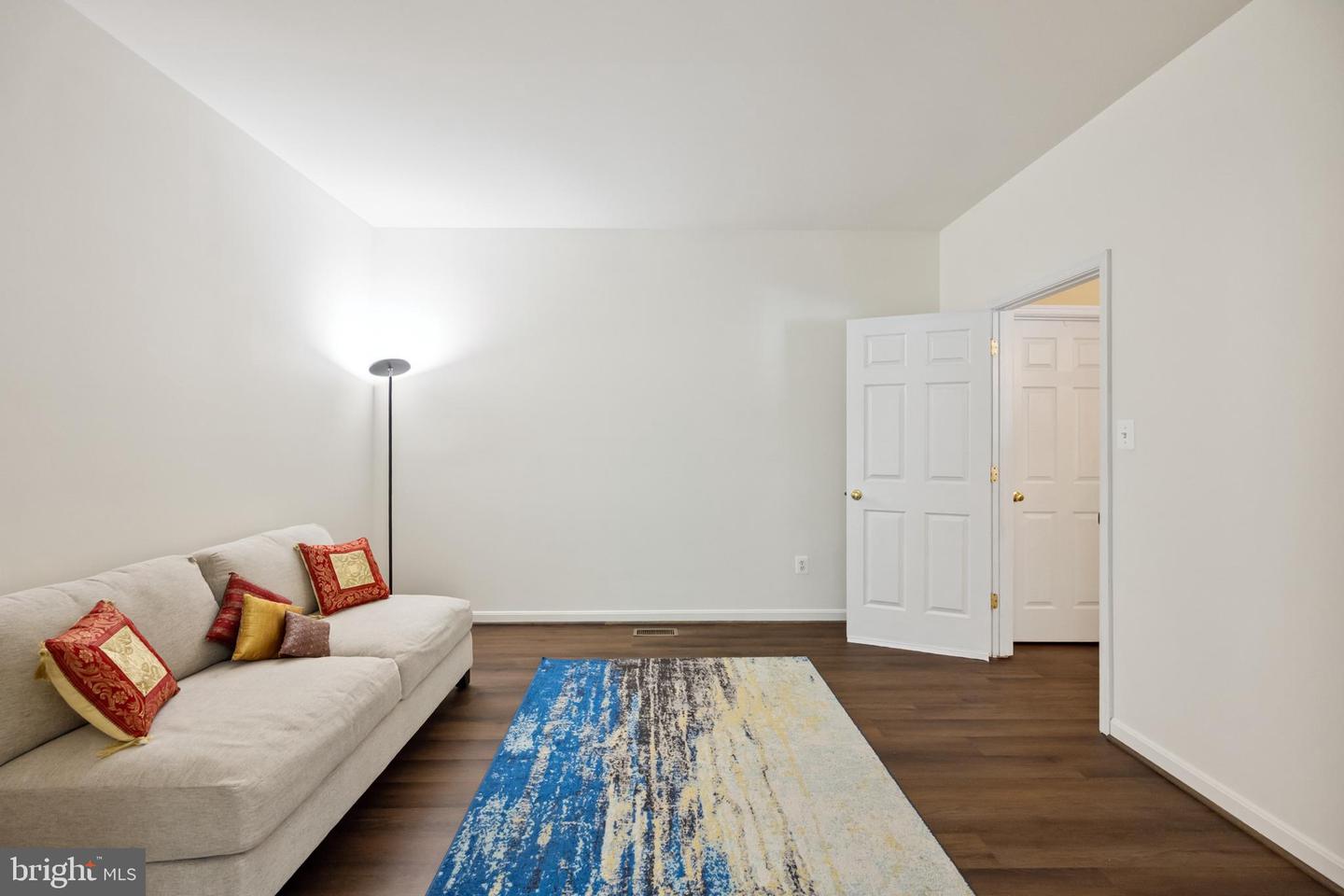 8456 SUMMER BREEZE PL, MANASSAS, Virginia 20112, 5 Bedrooms Bedrooms, ,4 BathroomsBathrooms,Residential,For sale,8456 SUMMER BREEZE PL,VAPW2095284 MLS # VAPW2095284