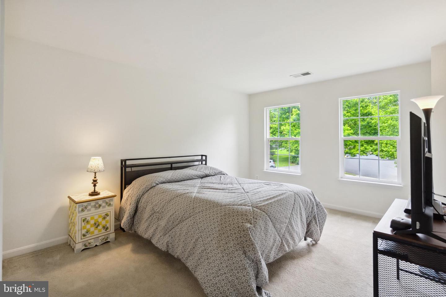 8456 SUMMER BREEZE PL, MANASSAS, Virginia 20112, 5 Bedrooms Bedrooms, ,4 BathroomsBathrooms,Residential,For sale,8456 SUMMER BREEZE PL,VAPW2095284 MLS # VAPW2095284