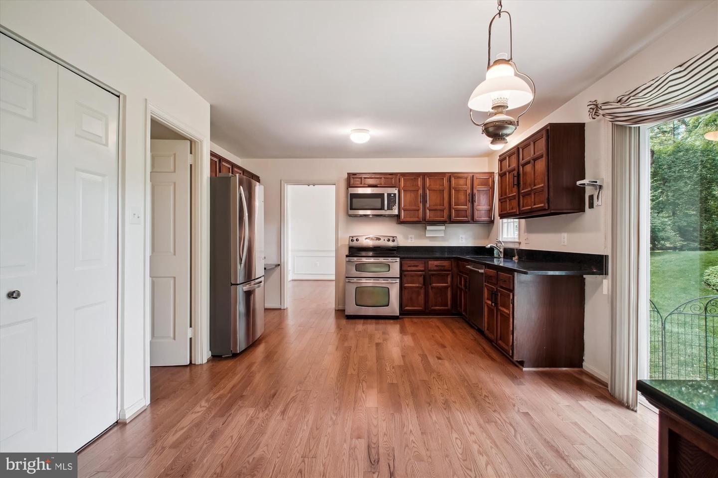 1881 COLD CREEK CT, VIENNA, Virginia 22182, 4 Bedrooms Bedrooms, ,3 BathroomsBathrooms,Residential,For sale,1881 COLD CREEK CT,VAFX2242630 MLS # VAFX2242630