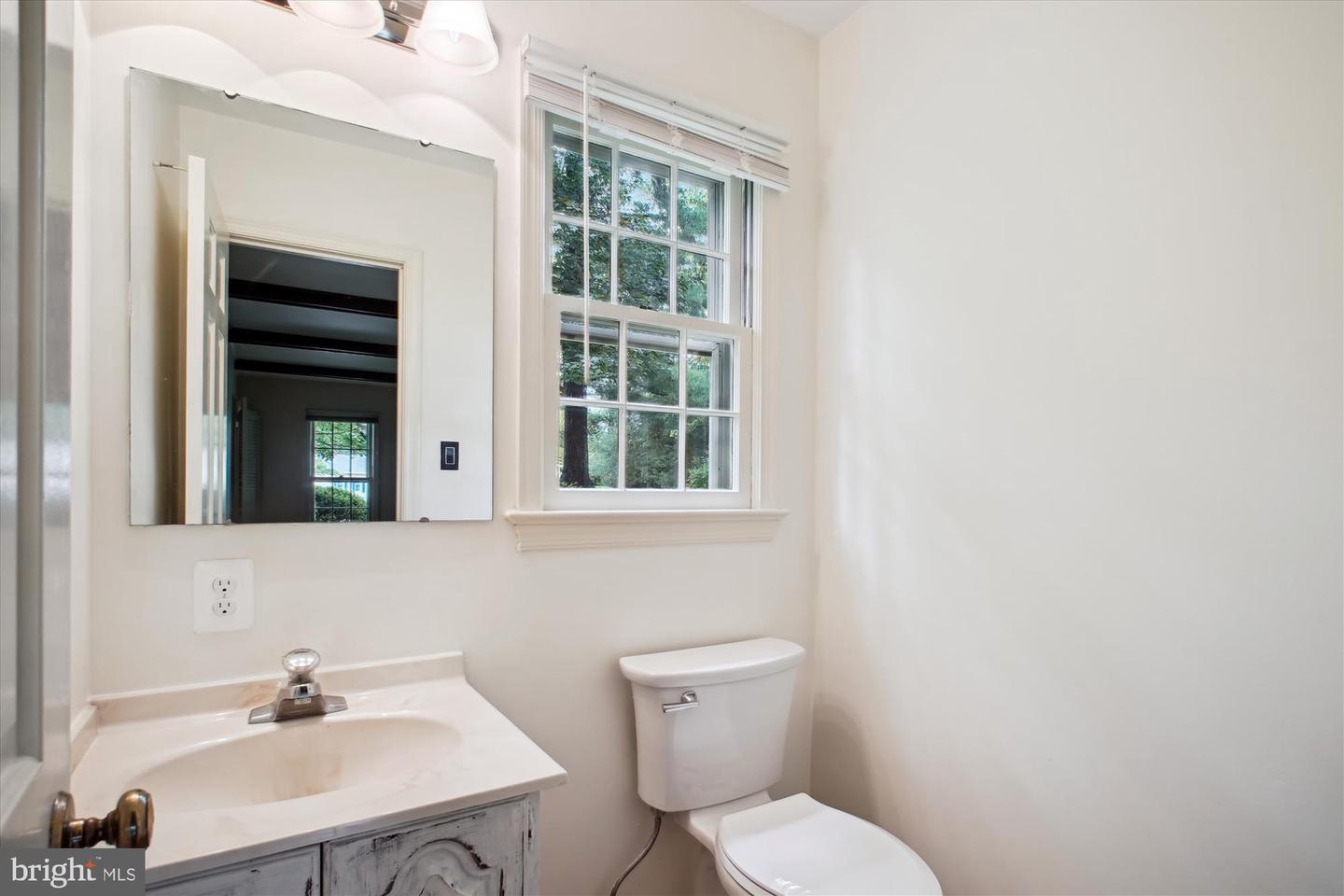 1881 COLD CREEK CT, VIENNA, Virginia 22182, 4 Bedrooms Bedrooms, ,3 BathroomsBathrooms,Residential,For sale,1881 COLD CREEK CT,VAFX2242630 MLS # VAFX2242630