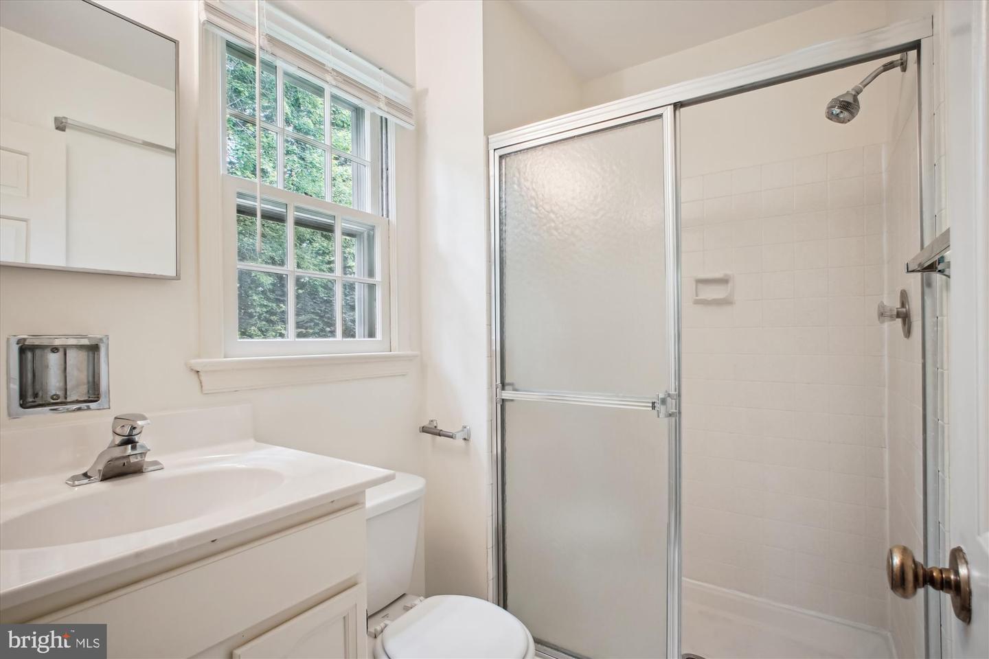 1881 COLD CREEK CT, VIENNA, Virginia 22182, 4 Bedrooms Bedrooms, ,3 BathroomsBathrooms,Residential,For sale,1881 COLD CREEK CT,VAFX2242630 MLS # VAFX2242630