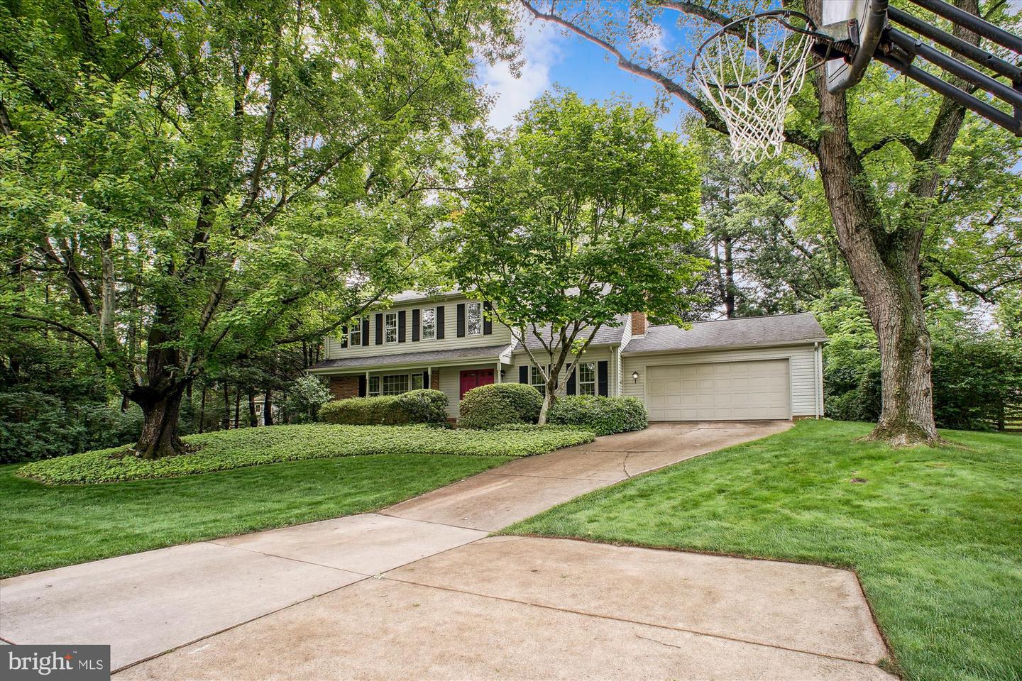 1881 COLD CREEK CT, VIENNA, Virginia 22182, 4 Bedrooms Bedrooms, ,3 BathroomsBathrooms,Residential,For sale,1881 COLD CREEK CT,VAFX2242630 MLS # VAFX2242630