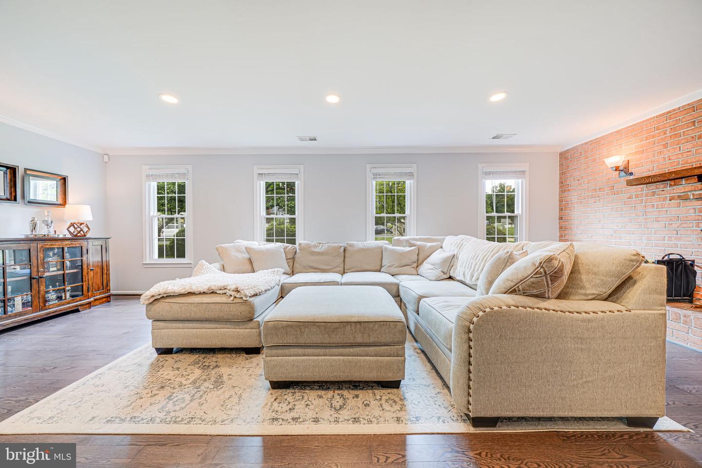 4005 KLOMAN ST, ANNANDALE, Virginia 22003, 5 Bedrooms Bedrooms, ,2 BathroomsBathrooms,Residential,For sale,4005 KLOMAN ST,VAFX2242830 MLS # VAFX2242830