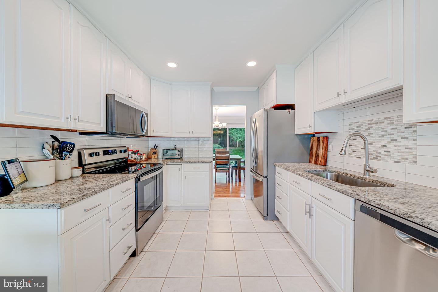 4005 KLOMAN ST, ANNANDALE, Virginia 22003, 5 Bedrooms Bedrooms, ,2 BathroomsBathrooms,Residential,For sale,4005 KLOMAN ST,VAFX2242830 MLS # VAFX2242830