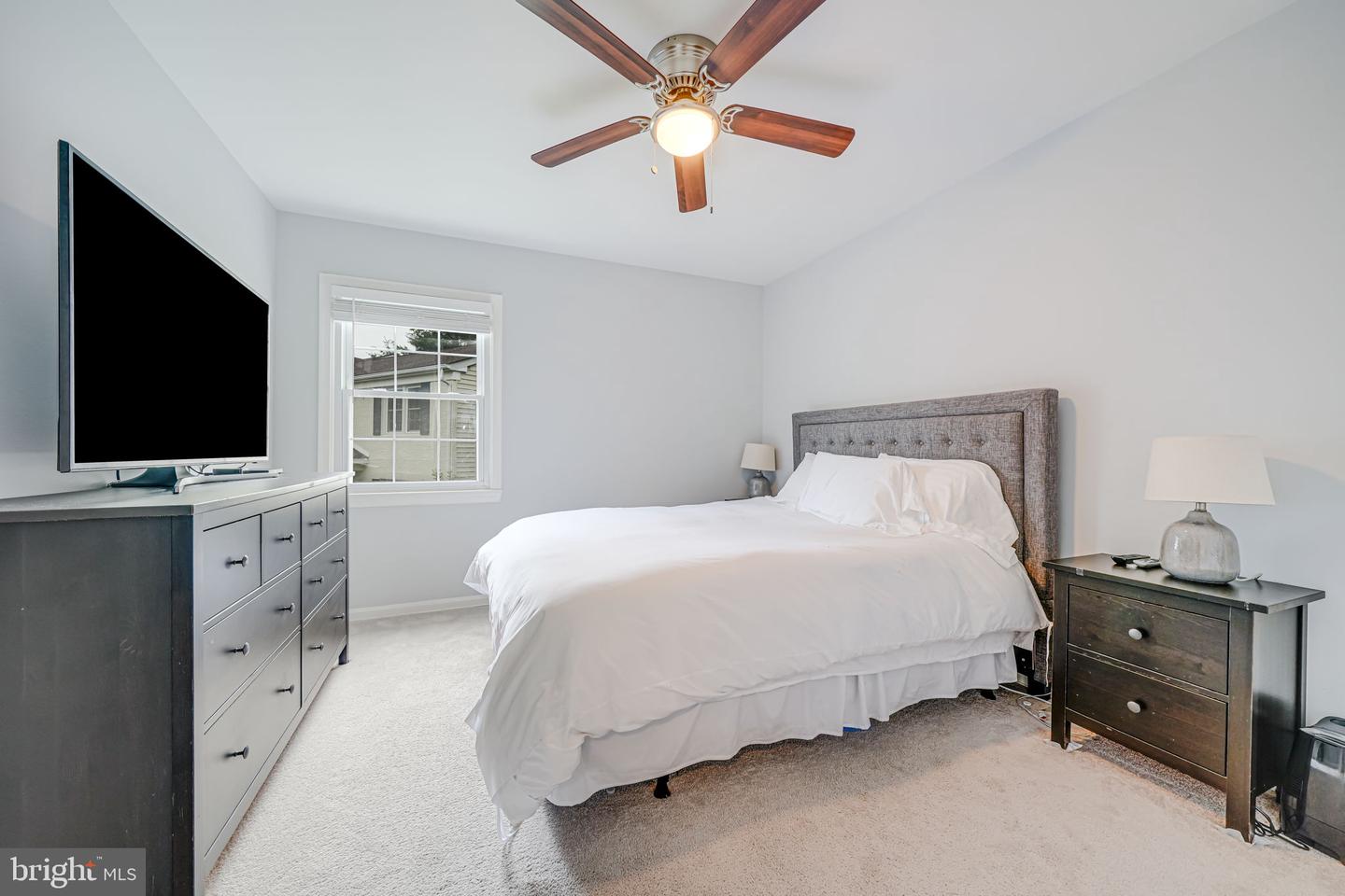 4005 KLOMAN ST, ANNANDALE, Virginia 22003, 5 Bedrooms Bedrooms, ,2 BathroomsBathrooms,Residential,For sale,4005 KLOMAN ST,VAFX2242830 MLS # VAFX2242830
