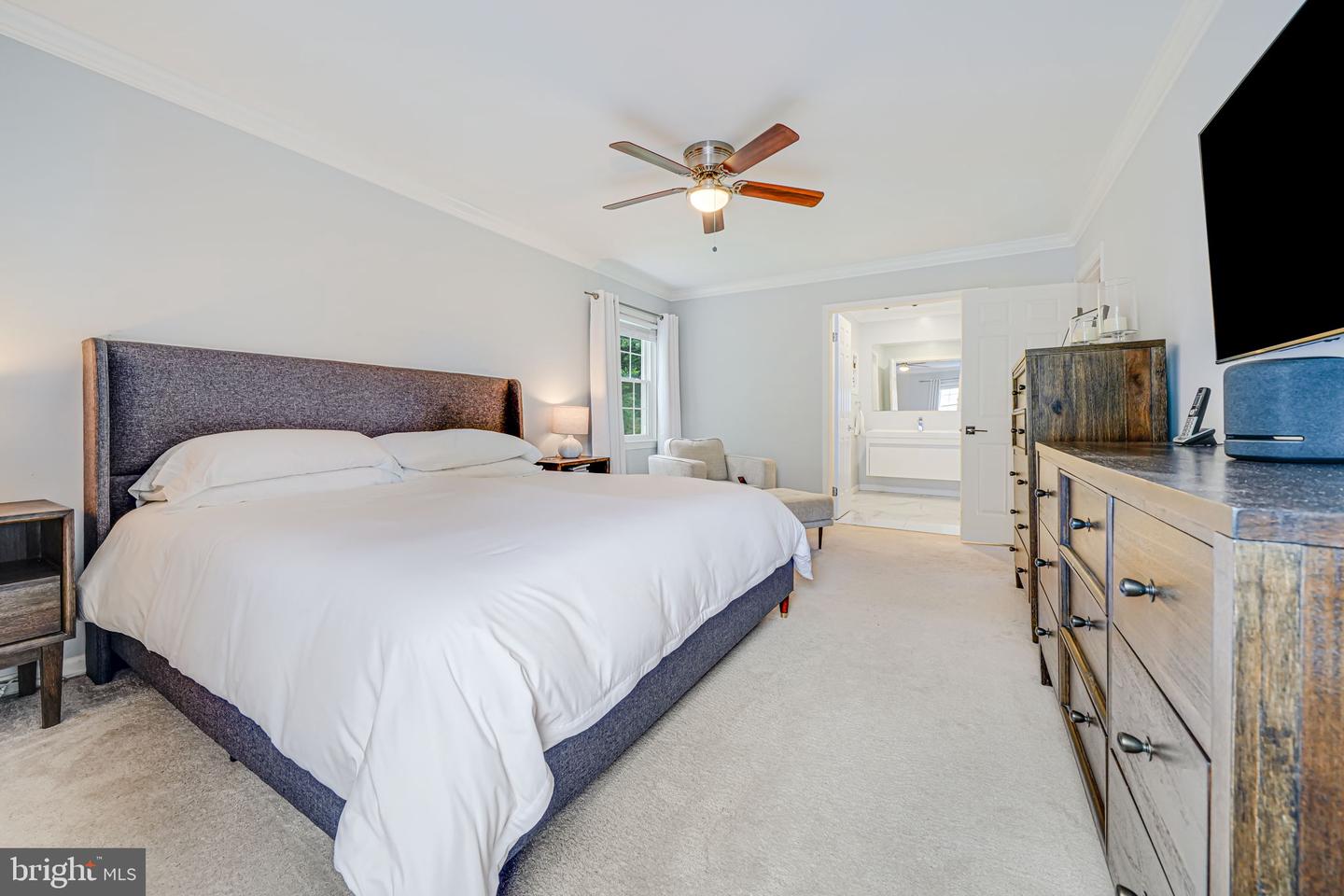 4005 KLOMAN ST, ANNANDALE, Virginia 22003, 5 Bedrooms Bedrooms, ,2 BathroomsBathrooms,Residential,For sale,4005 KLOMAN ST,VAFX2242830 MLS # VAFX2242830