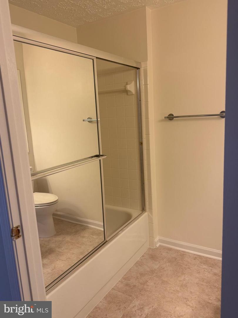 11002 KOMAN CIR, MANASSAS, Virginia 20109, 2 Bedrooms Bedrooms, ,2 BathroomsBathrooms,Residential,For sale,11002 KOMAN CIR,VAPW2095038 MLS # VAPW2095038