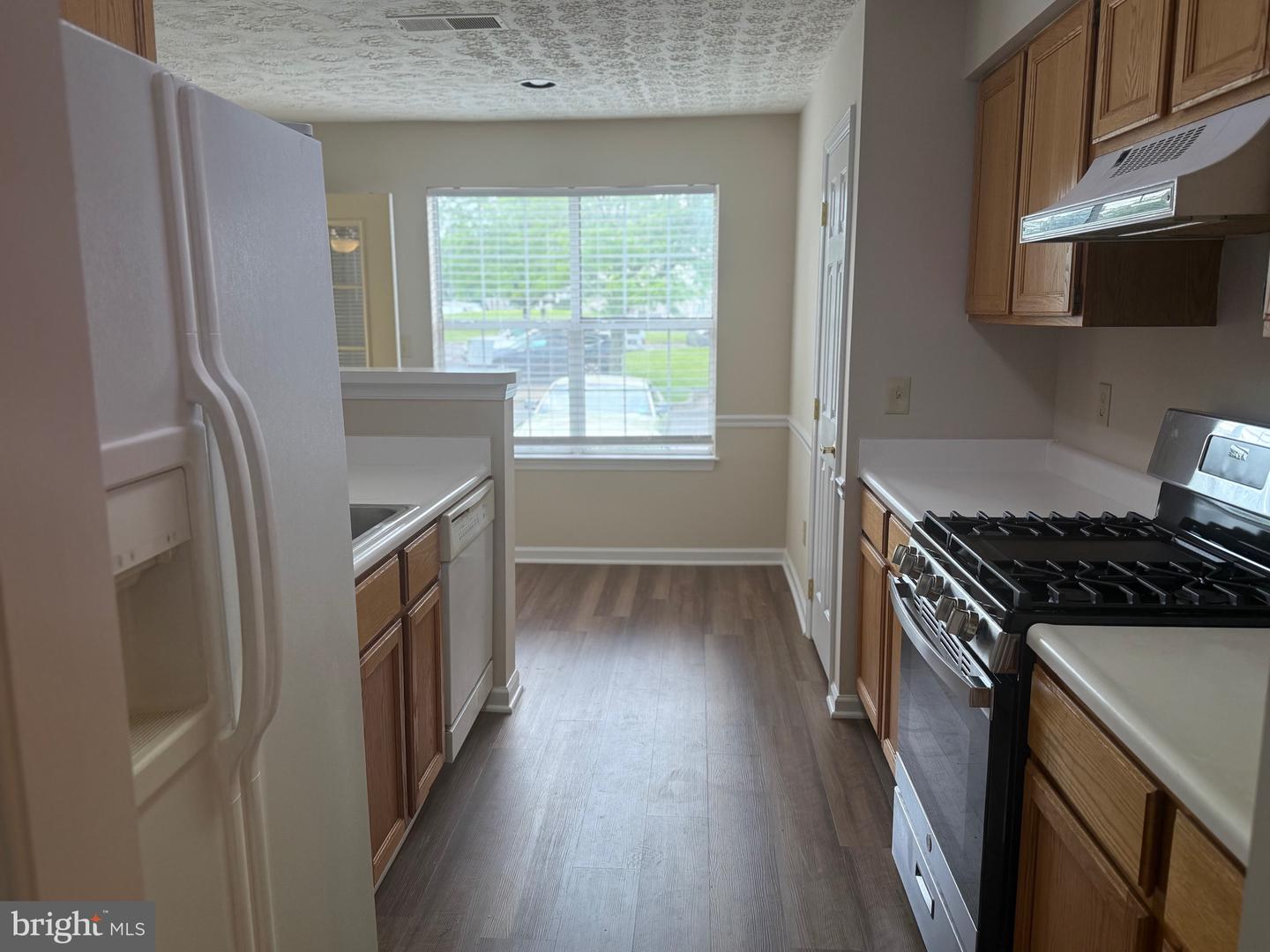 11002 KOMAN CIR, MANASSAS, Virginia 20109, 2 Bedrooms Bedrooms, ,2 BathroomsBathrooms,Residential,For sale,11002 KOMAN CIR,VAPW2095038 MLS # VAPW2095038