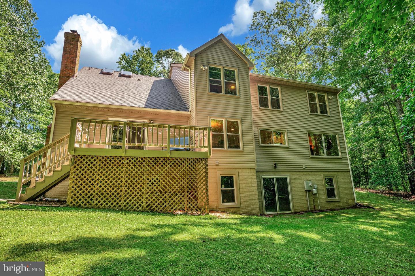 2 ENGLISH HILLS DR, FREDERICKSBURG, Virginia 22406, 4 Bedrooms Bedrooms, ,2 BathroomsBathrooms,Residential,For sale,2 ENGLISH HILLS DR,VAST2038976 MLS # VAST2038976