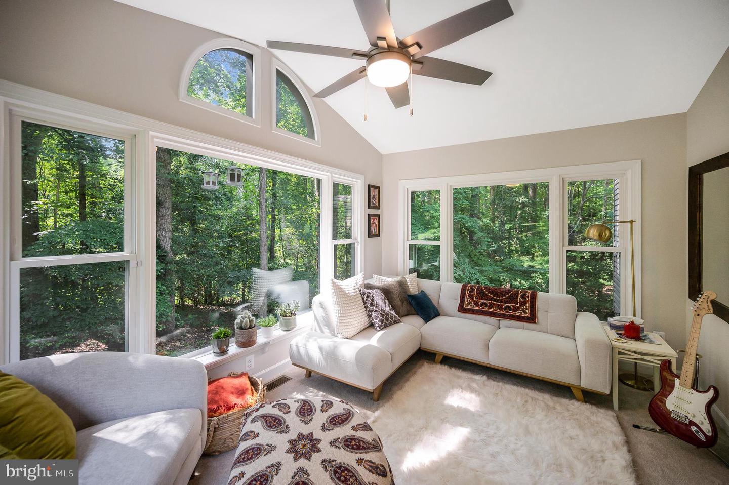 2 ENGLISH HILLS DR, FREDERICKSBURG, Virginia 22406, 4 Bedrooms Bedrooms, ,2 BathroomsBathrooms,Residential,For sale,2 ENGLISH HILLS DR,VAST2038976 MLS # VAST2038976