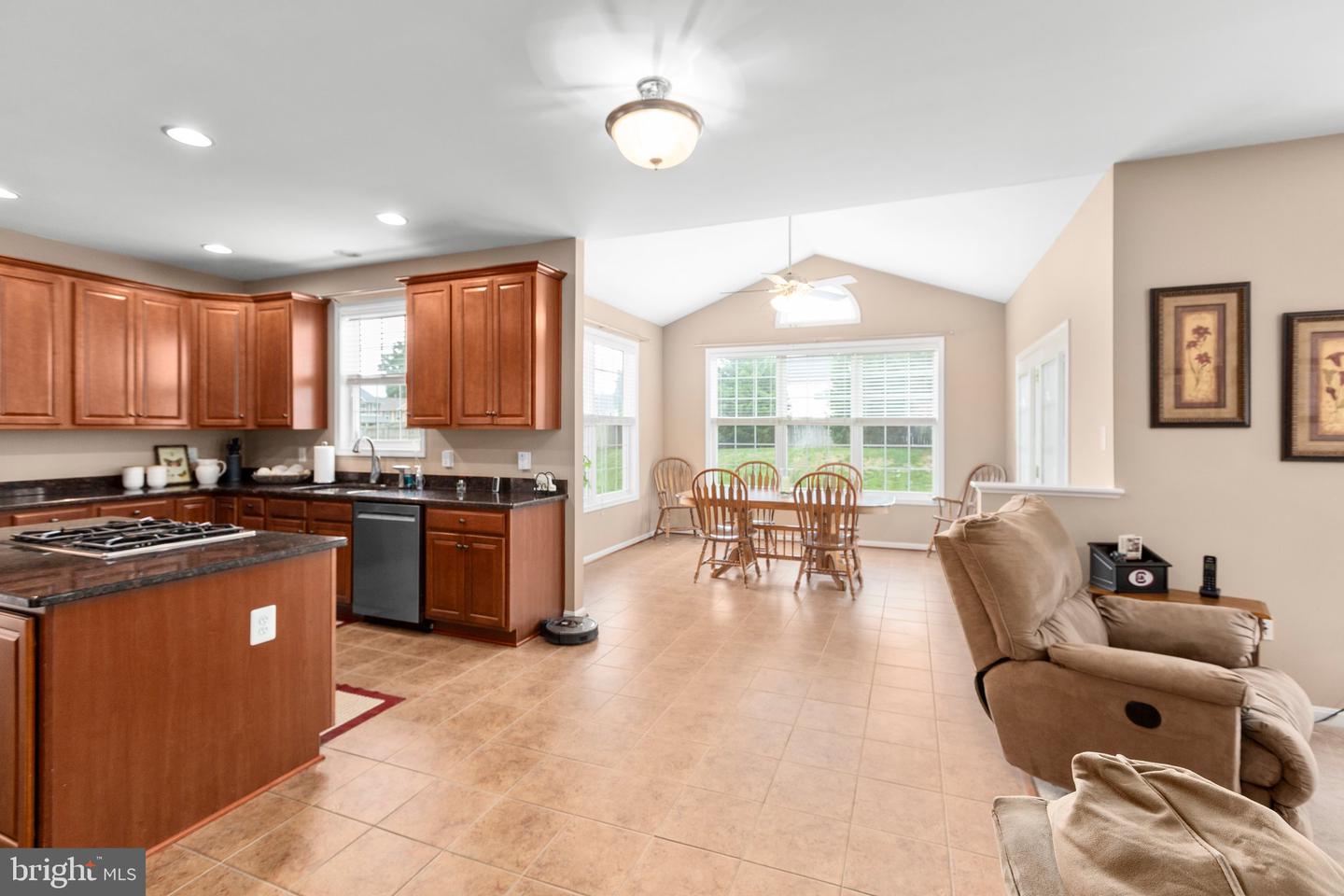 4 SABLE LN, STAFFORD, Virginia 22554, 5 Bedrooms Bedrooms, ,3 BathroomsBathrooms,Residential,For sale,4 SABLE LN,VAST2038990 MLS # VAST2038990