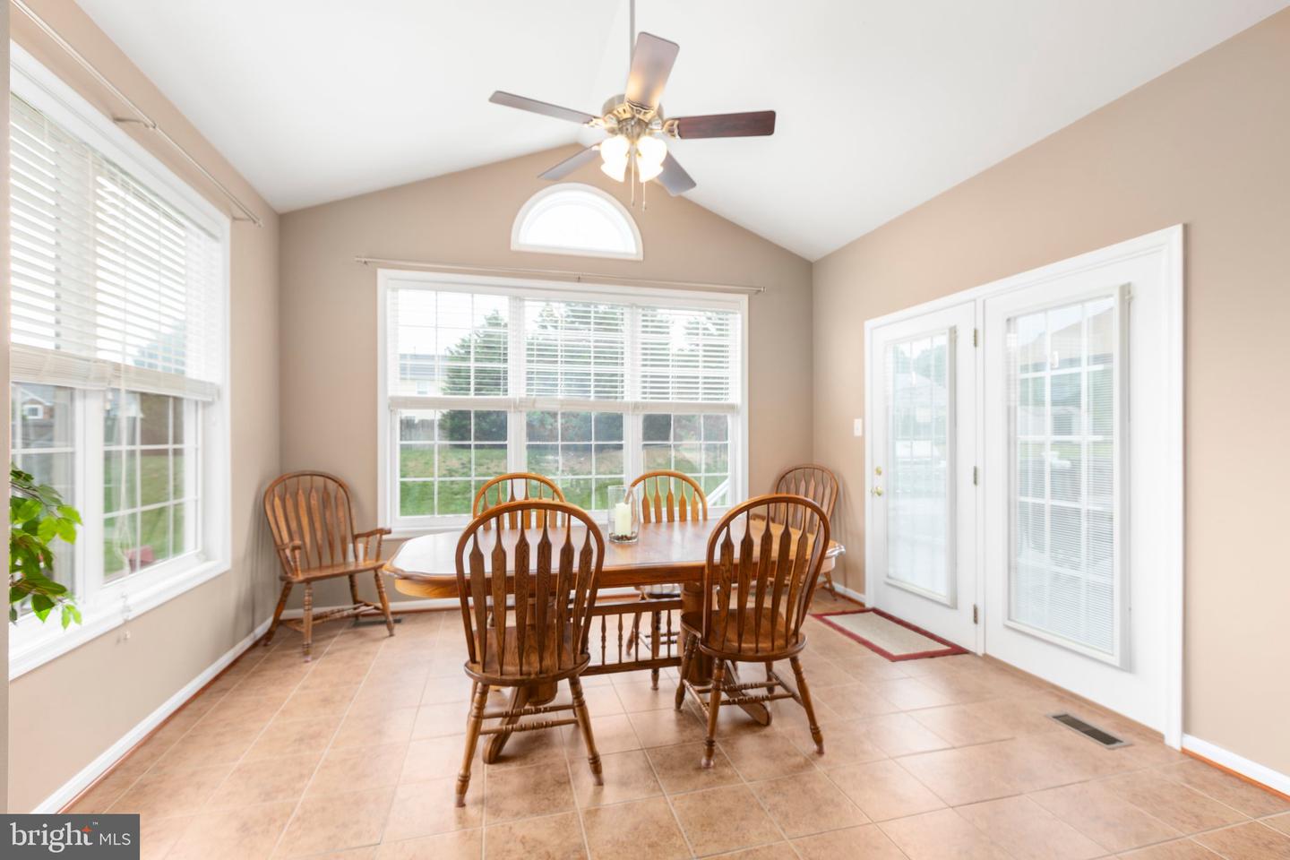4 SABLE LN, STAFFORD, Virginia 22554, 5 Bedrooms Bedrooms, ,3 BathroomsBathrooms,Residential,For sale,4 SABLE LN,VAST2038990 MLS # VAST2038990
