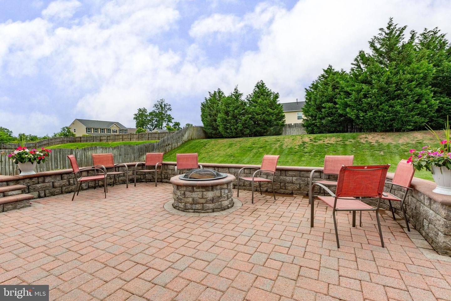 4 SABLE LN, STAFFORD, Virginia 22554, 5 Bedrooms Bedrooms, ,3 BathroomsBathrooms,Residential,For sale,4 SABLE LN,VAST2038990 MLS # VAST2038990