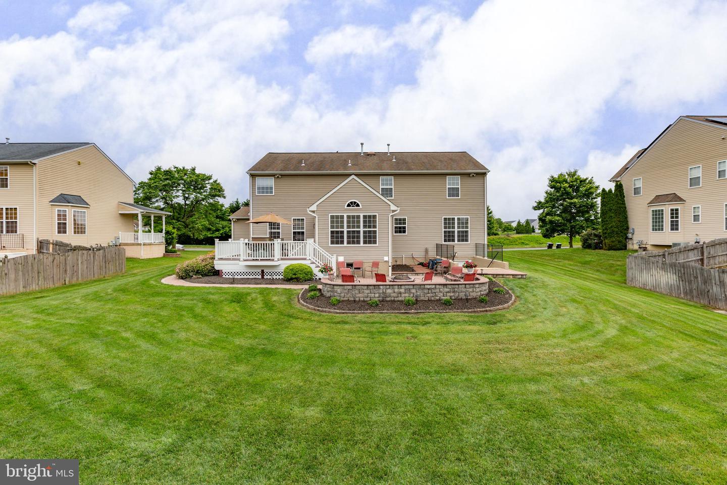 4 SABLE LN, STAFFORD, Virginia 22554, 5 Bedrooms Bedrooms, ,3 BathroomsBathrooms,Residential,For sale,4 SABLE LN,VAST2038990 MLS # VAST2038990