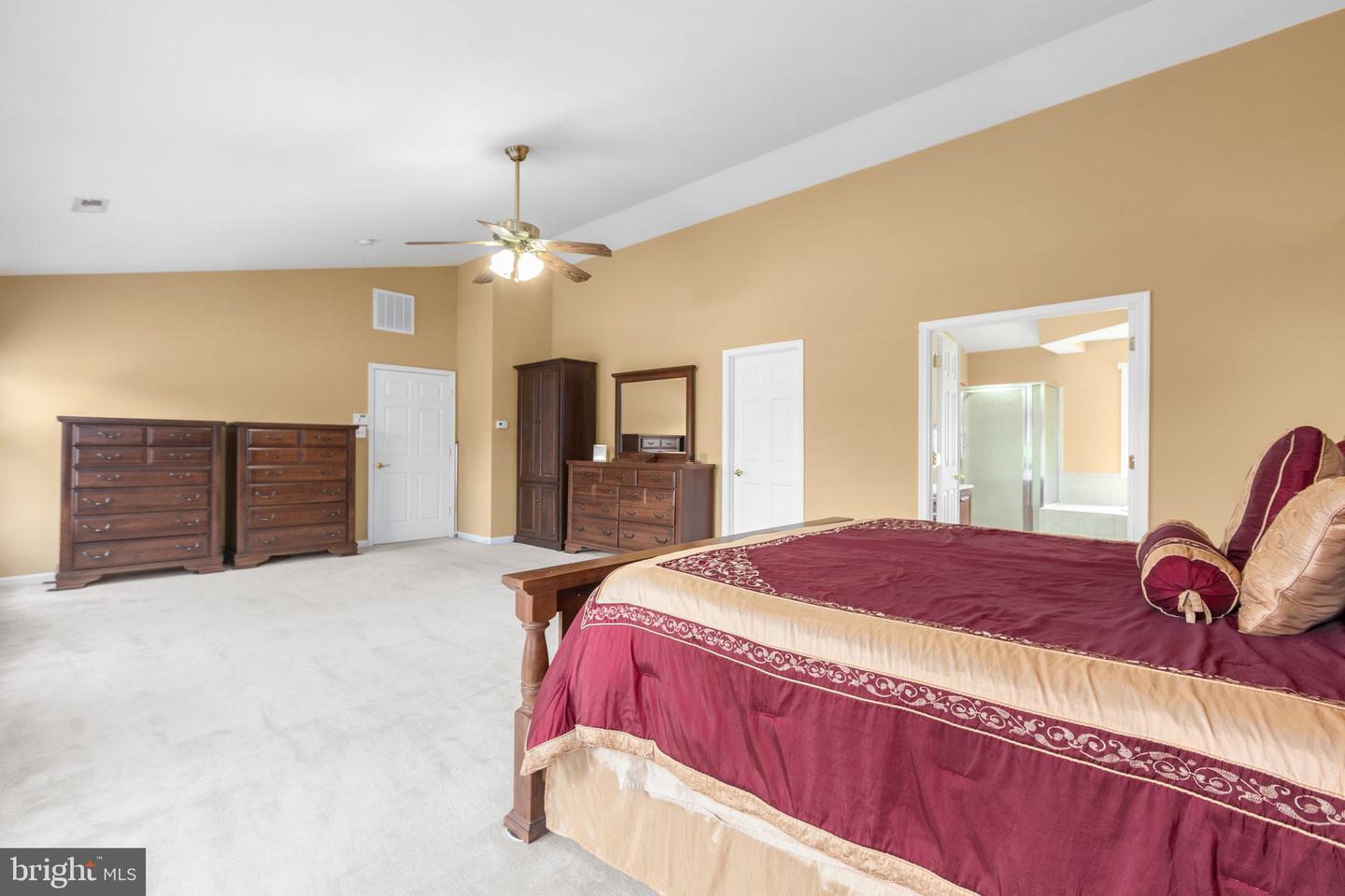 4 SABLE LN, STAFFORD, Virginia 22554, 5 Bedrooms Bedrooms, ,3 BathroomsBathrooms,Residential,For sale,4 SABLE LN,VAST2038990 MLS # VAST2038990