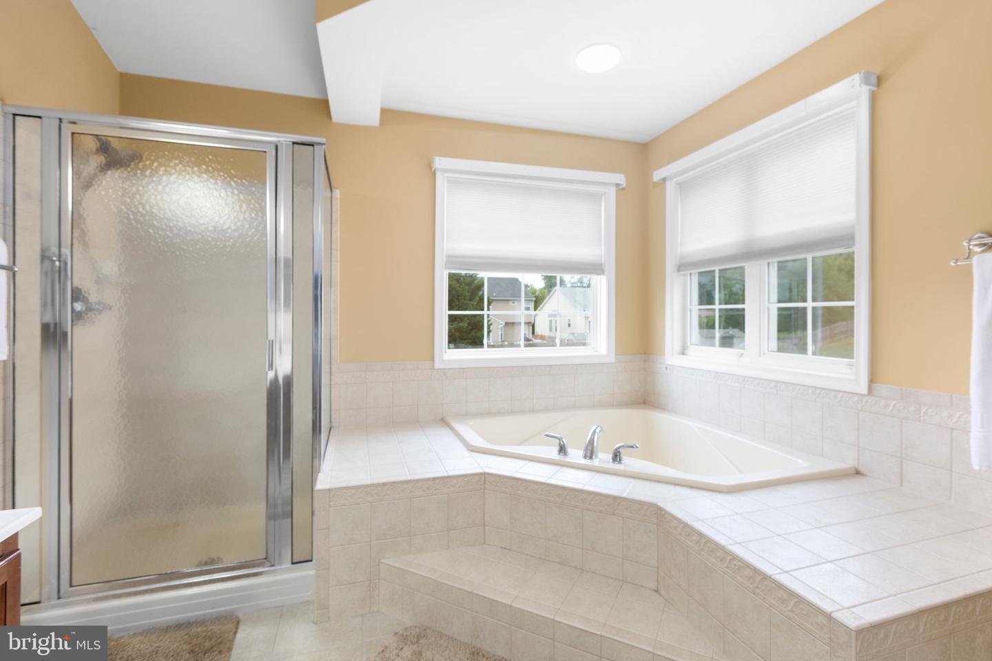4 SABLE LN, STAFFORD, Virginia 22554, 5 Bedrooms Bedrooms, ,3 BathroomsBathrooms,Residential,For sale,4 SABLE LN,VAST2038990 MLS # VAST2038990