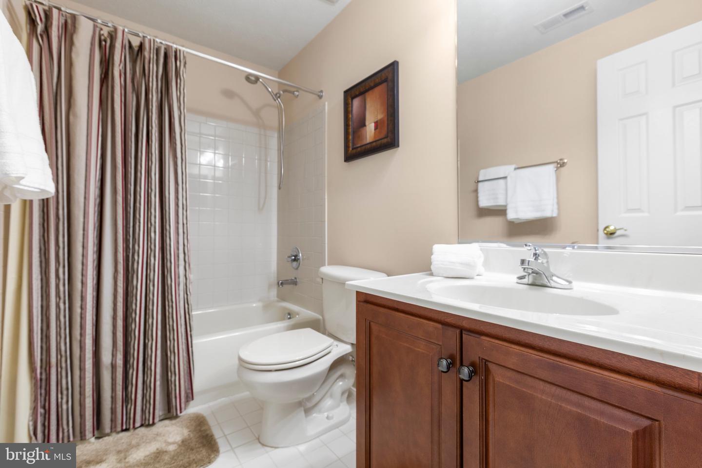 4 SABLE LN, STAFFORD, Virginia 22554, 5 Bedrooms Bedrooms, ,3 BathroomsBathrooms,Residential,For sale,4 SABLE LN,VAST2038990 MLS # VAST2038990