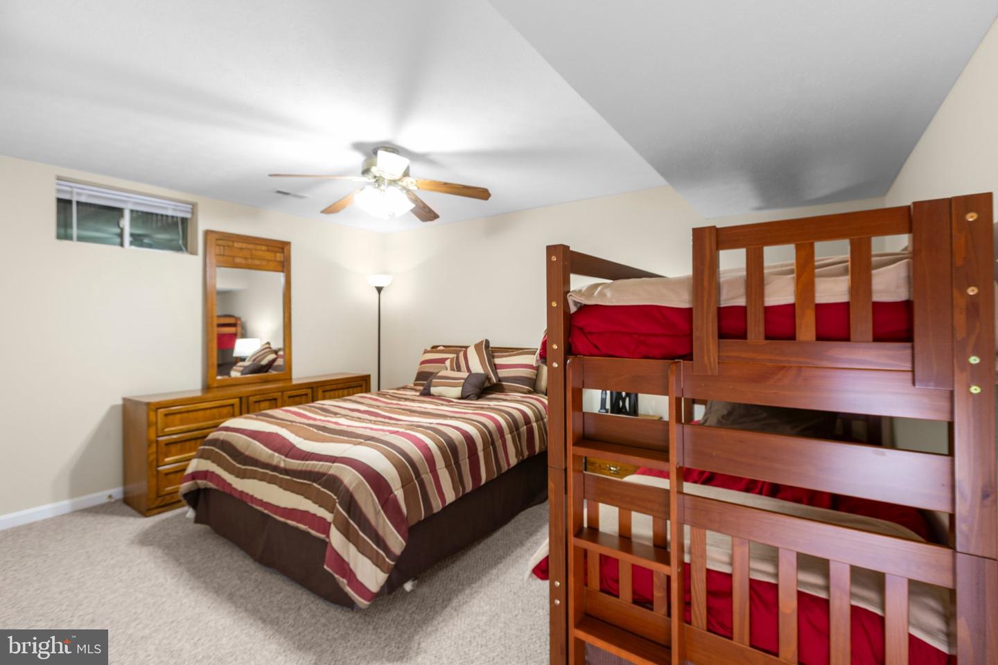4 SABLE LN, STAFFORD, Virginia 22554, 5 Bedrooms Bedrooms, ,3 BathroomsBathrooms,Residential,For sale,4 SABLE LN,VAST2038990 MLS # VAST2038990
