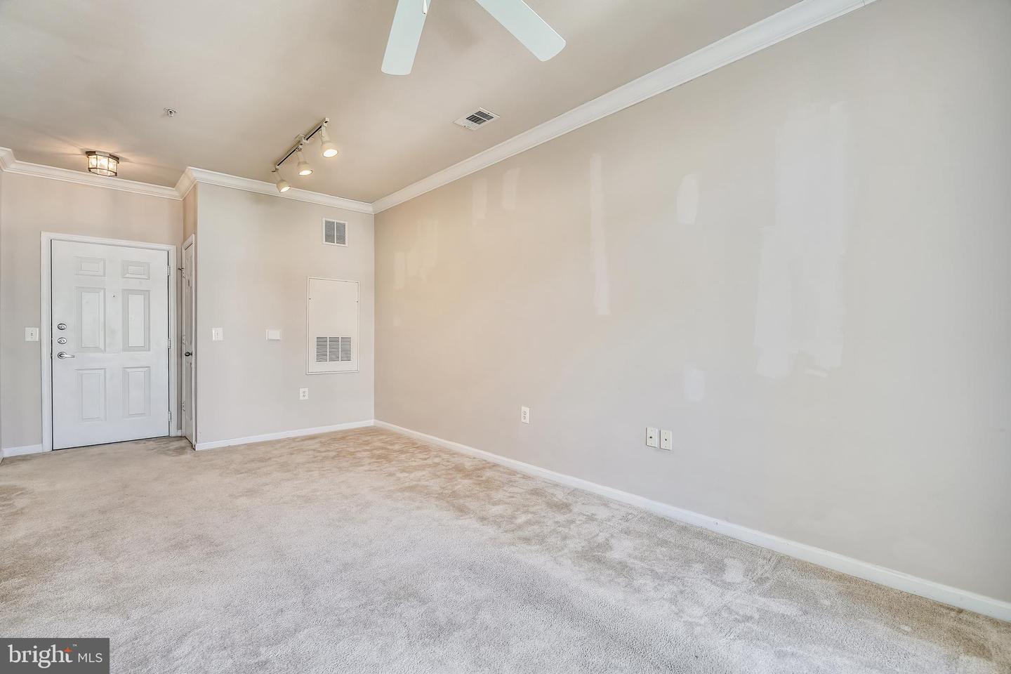 2765 CENTERBORO DR #362, VIENNA, Virginia 22181, 1 Bedroom Bedrooms, ,1 BathroomBathrooms,Residential,For sale,2765 CENTERBORO DR #362,VAFX2242120 MLS # VAFX2242120