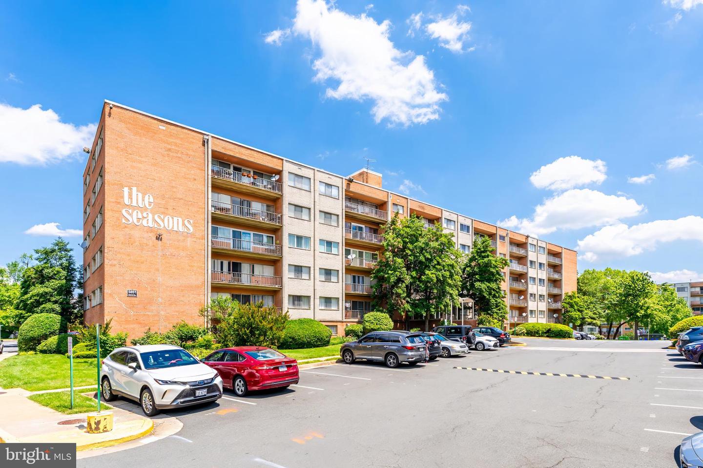 5851 QUANTRELL AVE #T4, ALEXANDRIA, Virginia 22312, 2 Bedrooms Bedrooms, ,1 BathroomBathrooms,Residential,For sale,5851 QUANTRELL AVE #T4,VAAX2045542 MLS # VAAX2045542