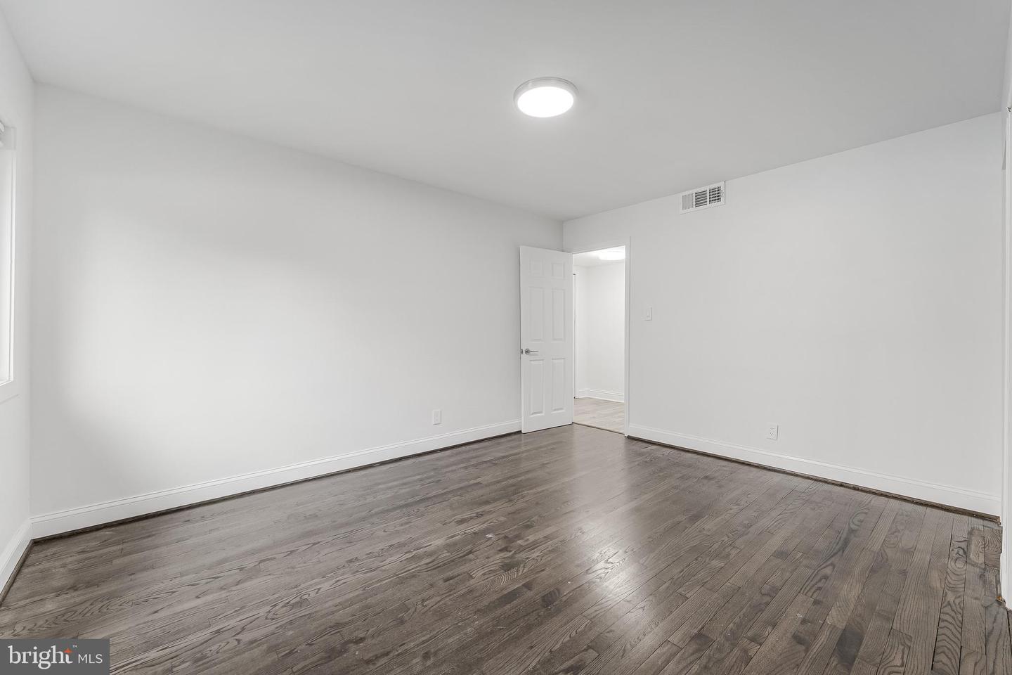 5851 QUANTRELL AVE #T4, ALEXANDRIA, Virginia 22312, 2 Bedrooms Bedrooms, ,1 BathroomBathrooms,Residential,For sale,5851 QUANTRELL AVE #T4,VAAX2045542 MLS # VAAX2045542