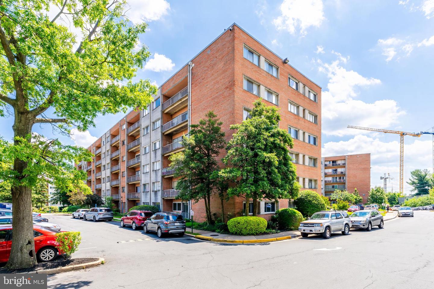 5851 QUANTRELL AVE #T4, ALEXANDRIA, Virginia 22312, 2 Bedrooms Bedrooms, ,1 BathroomBathrooms,Residential,For sale,5851 QUANTRELL AVE #T4,VAAX2045542 MLS # VAAX2045542