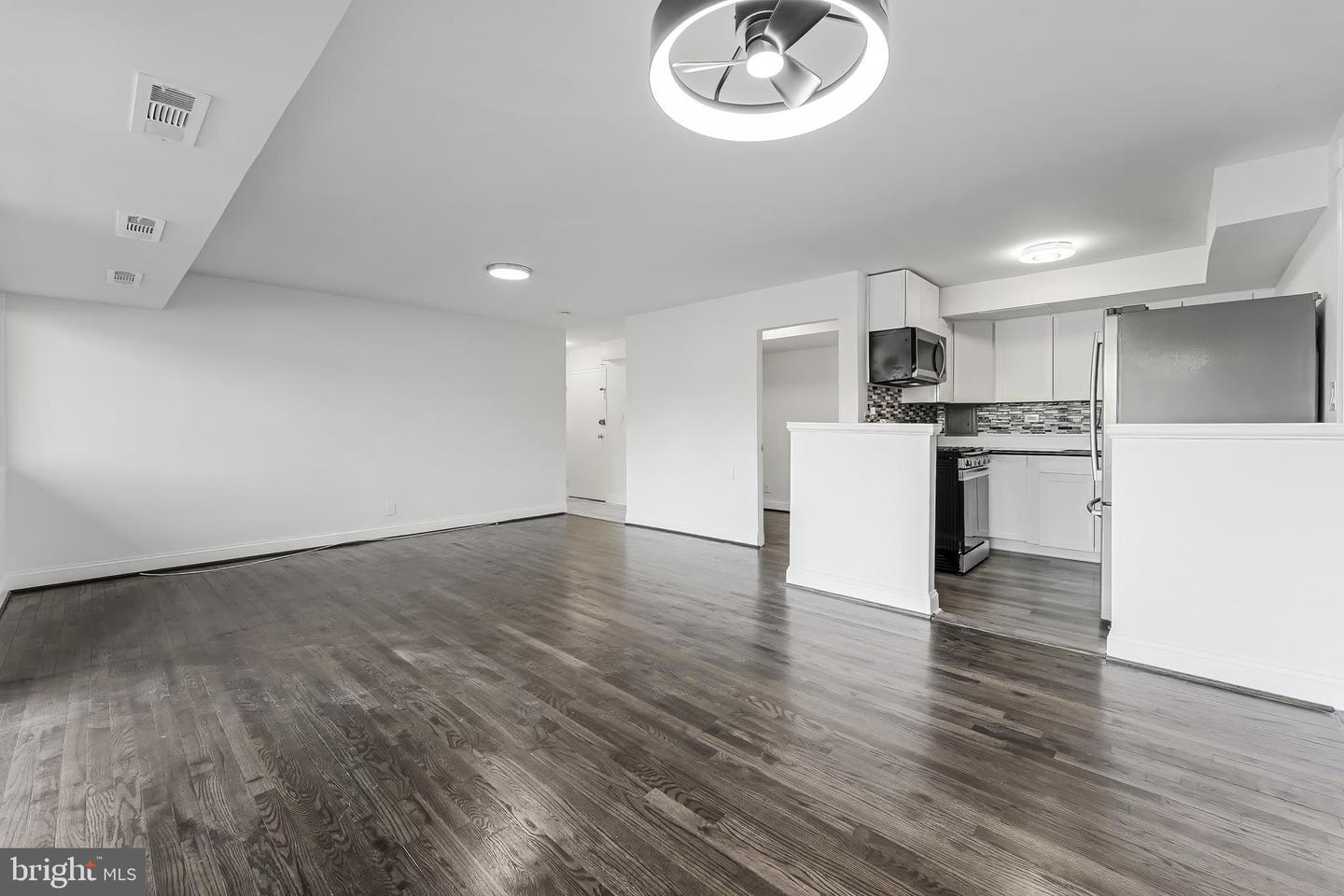 5851 QUANTRELL AVE #T4, ALEXANDRIA, Virginia 22312, 2 Bedrooms Bedrooms, ,1 BathroomBathrooms,Residential,For sale,5851 QUANTRELL AVE #T4,VAAX2045542 MLS # VAAX2045542