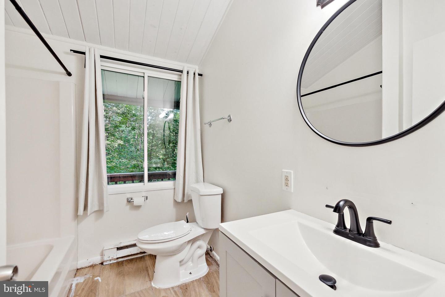 94 DEER TRL, MOUNT JACKSON, Virginia 22842, 3 Bedrooms Bedrooms, ,2 BathroomsBathrooms,Residential,For sale,94 DEER TRL,VASH2011514 MLS # VASH2011514 94 DEER TRL, MOUNT JACKSON, Virginia 22842, 3 Bedrooms Bedrooms, ,2 BathroomsBathrooms,Residential,For sale,94 DEER TRL,VASH2011514 MLS # VASH2011514