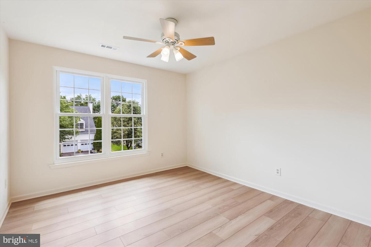 831 MACALISTER DR SE, LEESBURG, Virginia 20175, 4 Bedrooms Bedrooms, ,2 BathroomsBathrooms,Residential,For sale,831 MACALISTER DR SE,VALO2097496 MLS # VALO2097496