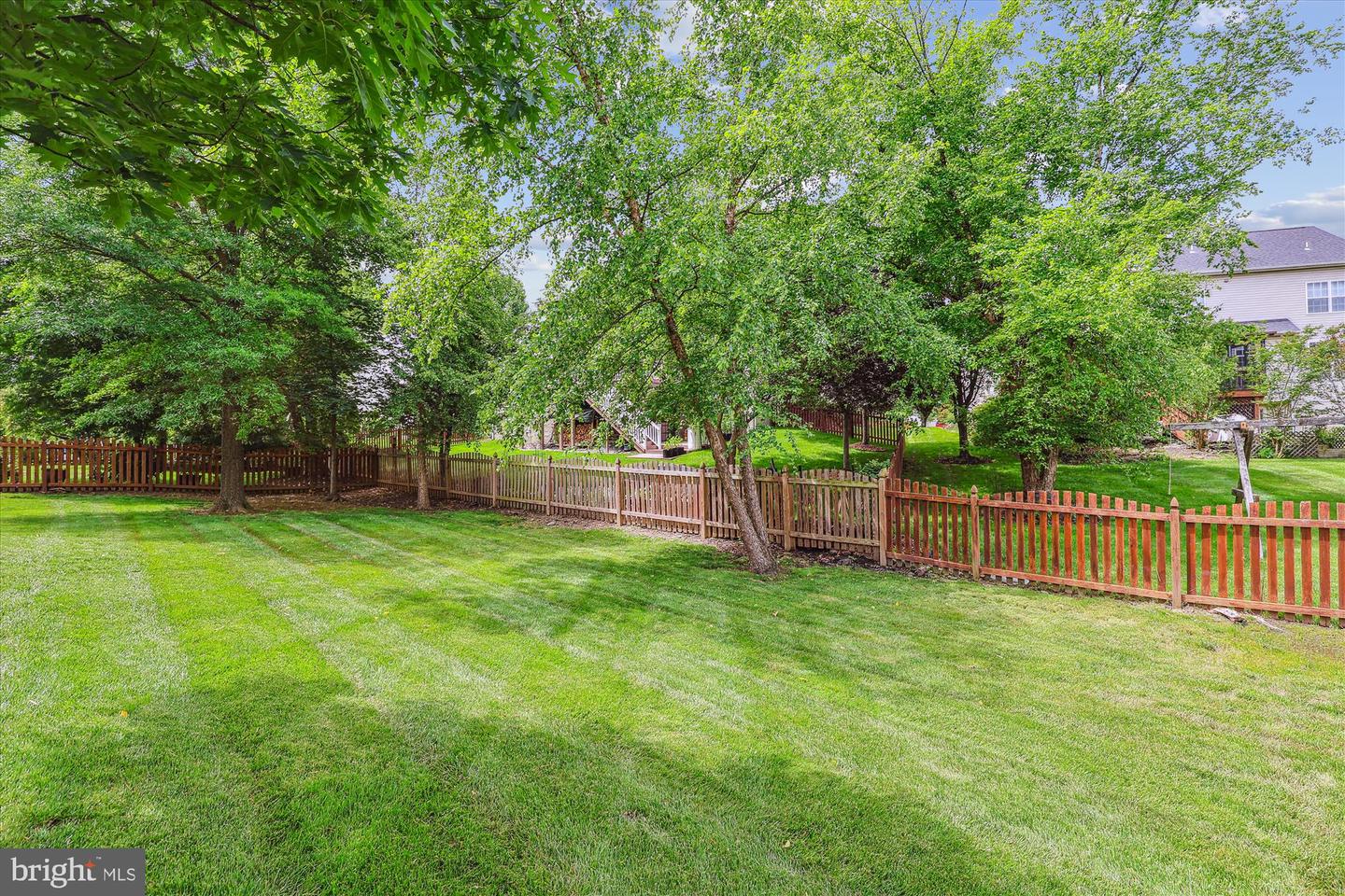 831 MACALISTER DR SE, LEESBURG, Virginia 20175, 4 Bedrooms Bedrooms, ,2 BathroomsBathrooms,Residential,For sale,831 MACALISTER DR SE,VALO2097496 MLS # VALO2097496