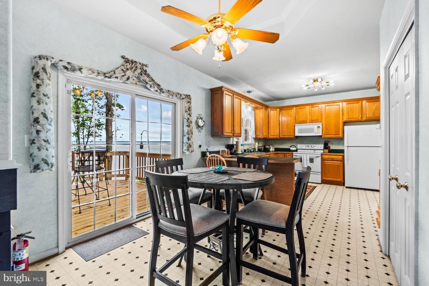 1753 NORTH INDEPENDENCE DRIVE, MONTROSS, Virginia 22520, 3 Bedrooms Bedrooms, 11 Rooms Rooms,3 BathroomsBathrooms,Residential,For sale,1753 NORTH INDEPENDENCE DRIVE,VAWE2008954 MLS # VAWE2008954