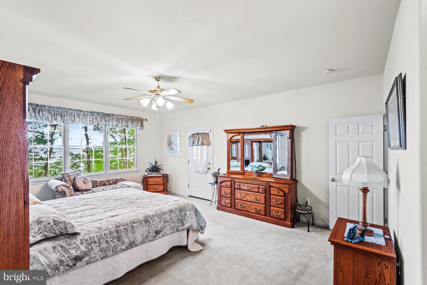 1753 NORTH INDEPENDENCE DRIVE, MONTROSS, Virginia 22520, 3 Bedrooms Bedrooms, 11 Rooms Rooms,3 BathroomsBathrooms,Residential,For sale,1753 NORTH INDEPENDENCE DRIVE,VAWE2008954 MLS # VAWE2008954