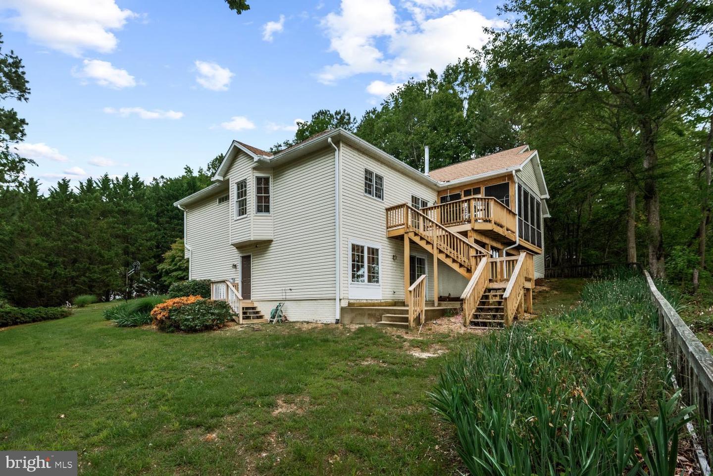 1753 NORTH INDEPENDENCE DRIVE, MONTROSS, Virginia 22520, 3 Bedrooms Bedrooms, 11 Rooms Rooms,3 BathroomsBathrooms,Residential,For sale,1753 NORTH INDEPENDENCE DRIVE,VAWE2008954 MLS # VAWE2008954