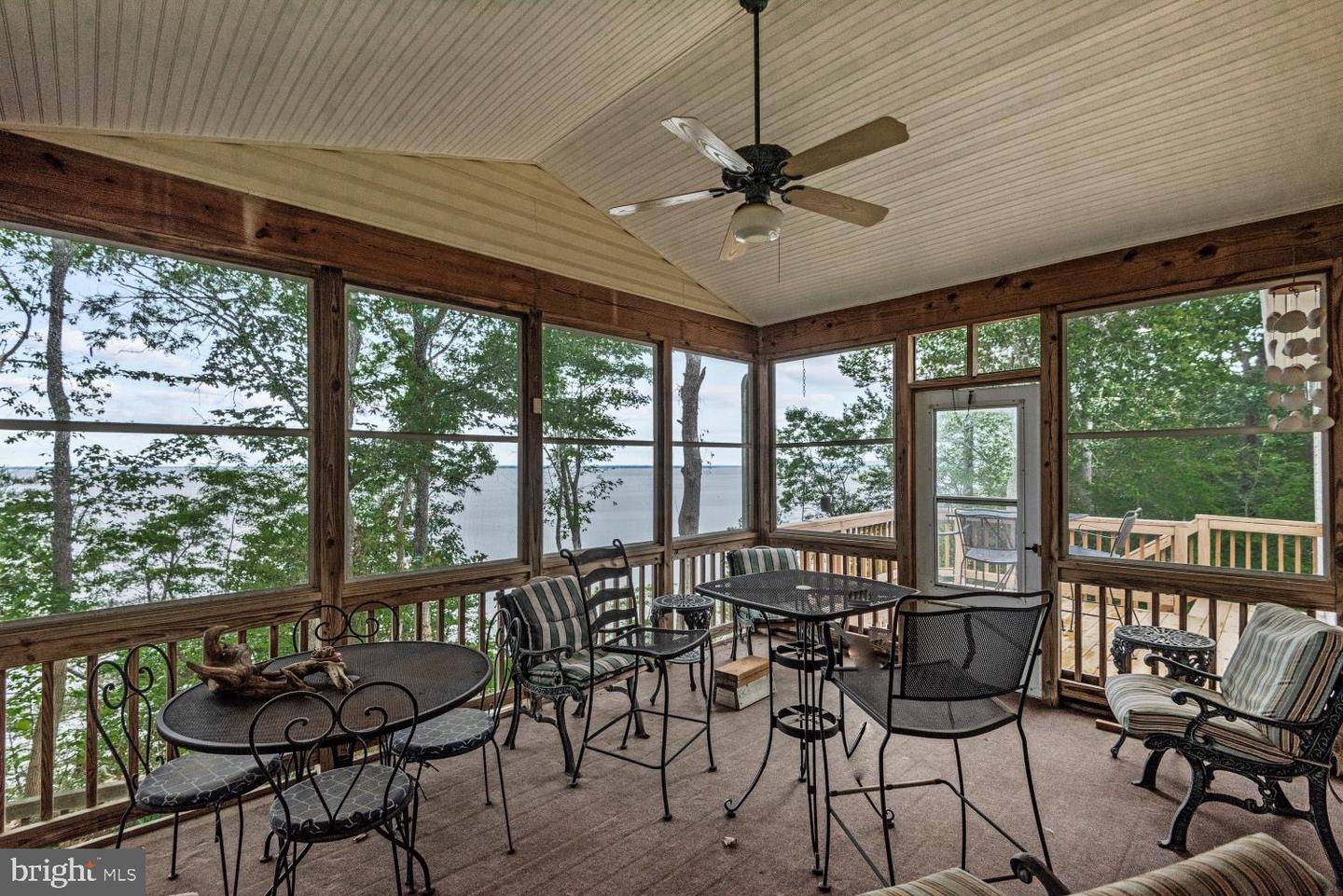 1753 NORTH INDEPENDENCE DRIVE, MONTROSS, Virginia 22520, 3 Bedrooms Bedrooms, 11 Rooms Rooms,3 BathroomsBathrooms,Residential,For sale,1753 NORTH INDEPENDENCE DRIVE,VAWE2008954 MLS # VAWE2008954