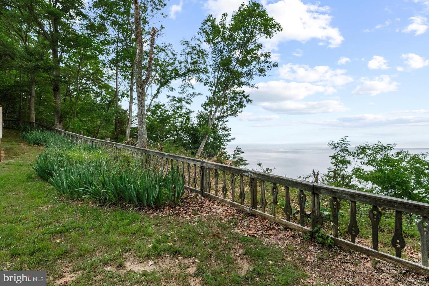 1753 NORTH INDEPENDENCE DRIVE, MONTROSS, Virginia 22520, 3 Bedrooms Bedrooms, 11 Rooms Rooms,3 BathroomsBathrooms,Residential,For sale,1753 NORTH INDEPENDENCE DRIVE,VAWE2008954 MLS # VAWE2008954