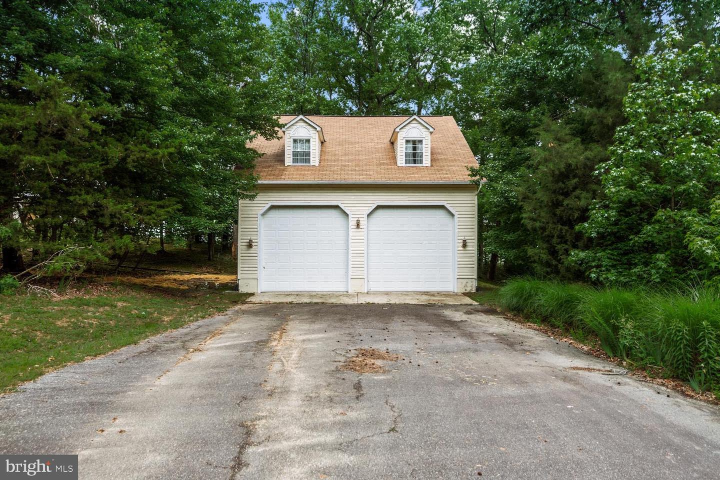 1753 NORTH INDEPENDENCE DRIVE, MONTROSS, Virginia 22520, 3 Bedrooms Bedrooms, 11 Rooms Rooms,3 BathroomsBathrooms,Residential,For sale,1753 NORTH INDEPENDENCE DRIVE,VAWE2008954 MLS # VAWE2008954