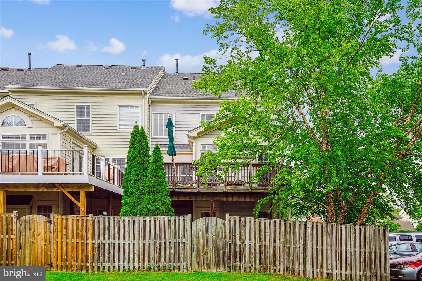 42701 ROLLING ROCK SQ, CHANTILLY, Virginia 20152, 3 Bedrooms Bedrooms, ,2 BathroomsBathrooms,Residential,For sale,42701 ROLLING ROCK SQ,VALO2097648 MLS # VALO2097648