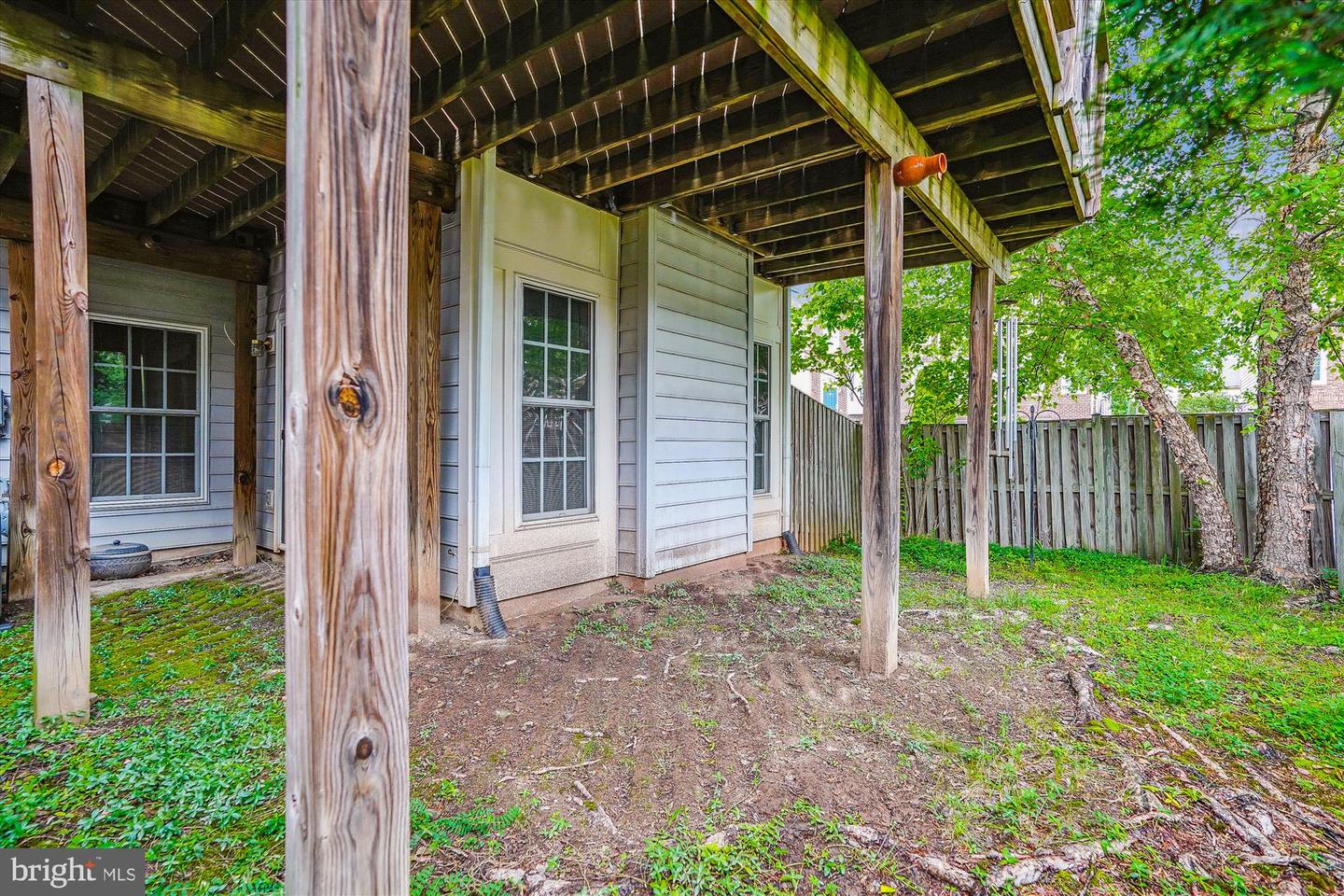 42701 ROLLING ROCK SQ, CHANTILLY, Virginia 20152, 3 Bedrooms Bedrooms, ,2 BathroomsBathrooms,Residential,For sale,42701 ROLLING ROCK SQ,VALO2097648 MLS # VALO2097648