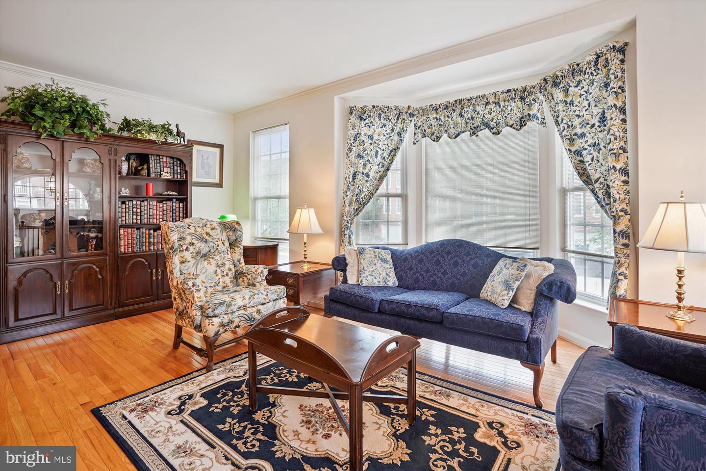 42701 ROLLING ROCK SQ, CHANTILLY, Virginia 20152, 3 Bedrooms Bedrooms, ,2 BathroomsBathrooms,Residential,For sale,42701 ROLLING ROCK SQ,VALO2097648 MLS # VALO2097648